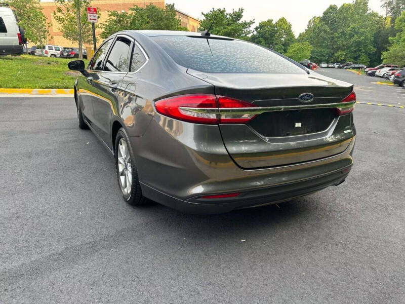 2017 Ford Fusion SE