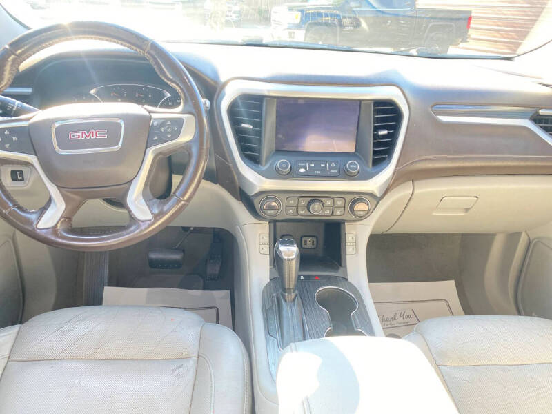 2019 GMC Acadia SLT-1