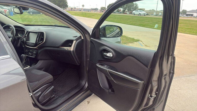 2016 Jeep Cherokee Latitude