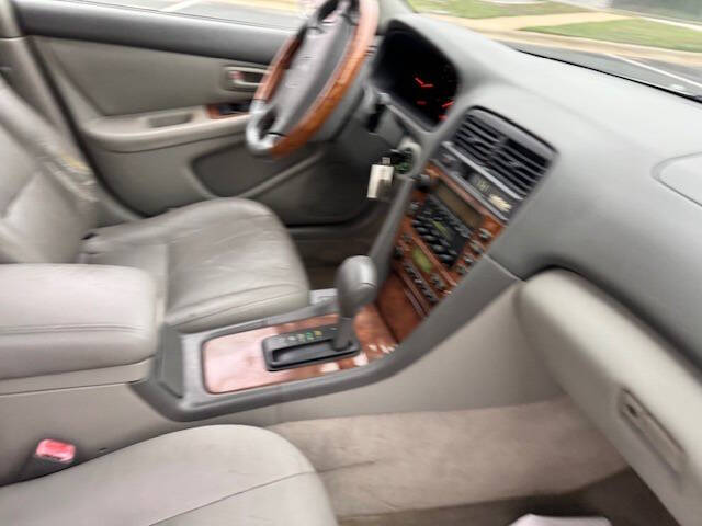 2001 Lexus ES 300