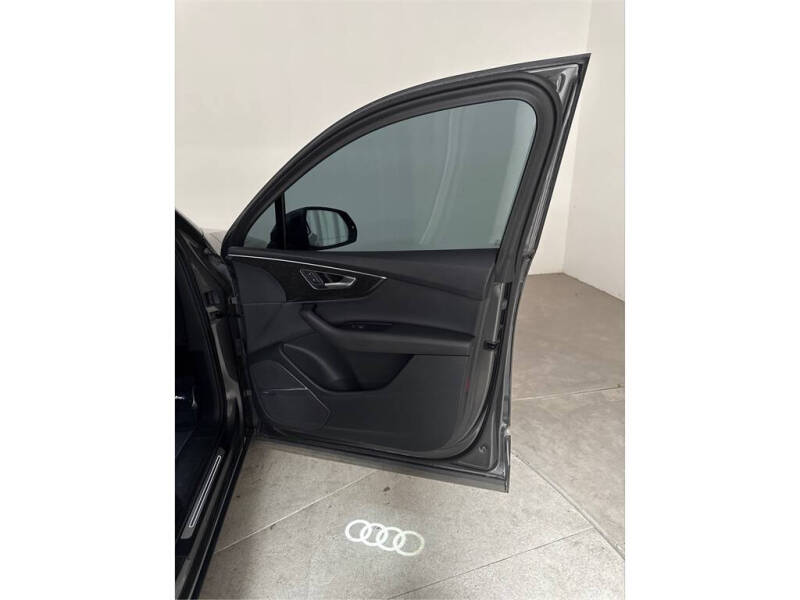 2020 Audi Q7 quattro Premium Plus 55 TFSI