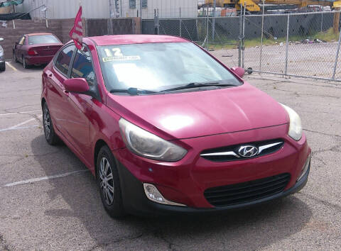 2012 Hyundai Accent GLS