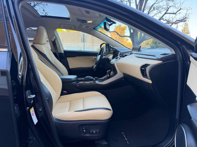 2017 Lexus NX 200t