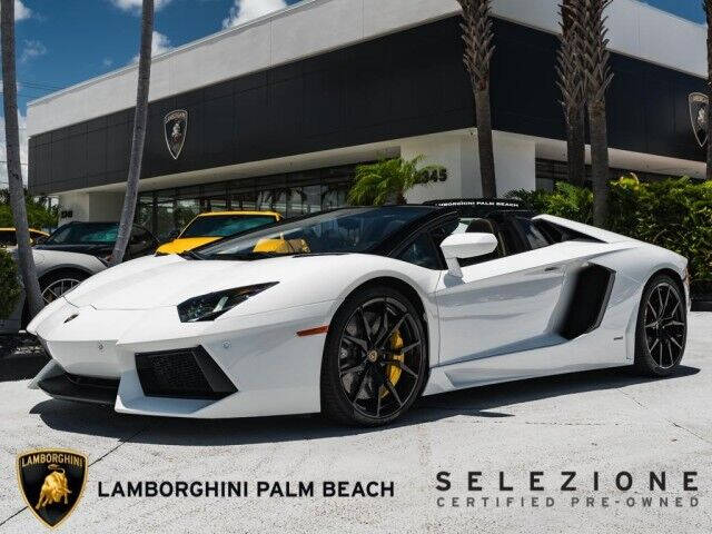 2015 Lamborghini Aventador LP 700-4