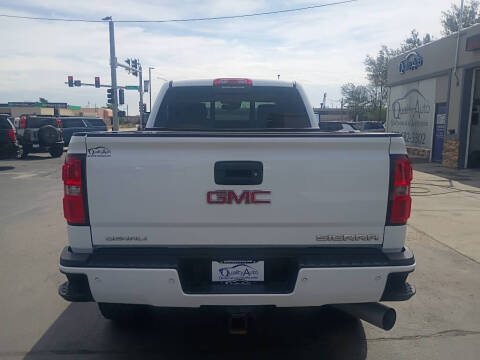 2015 GMC Sierra 2500HD Denali