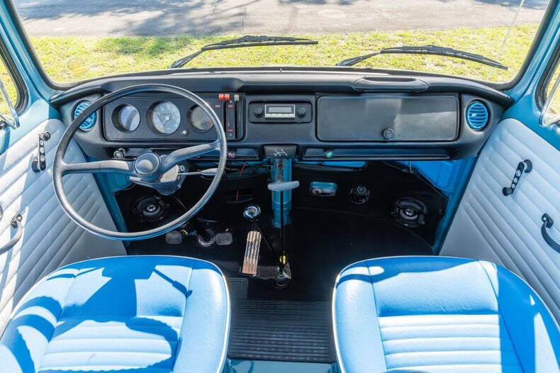 1973 Volkswagen Bus