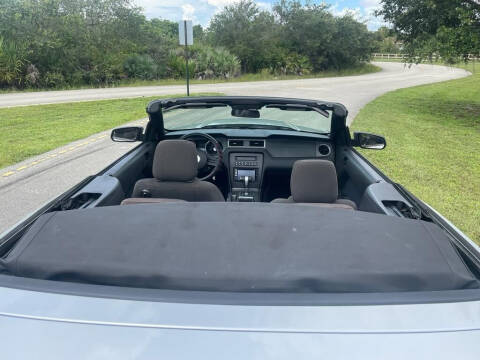 2010 Ford Mustang V6