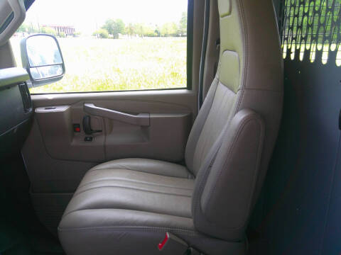 2023 Chevrolet Express 2500