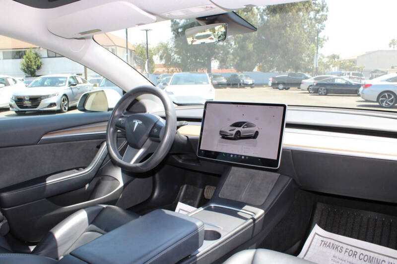 2022 Tesla Model 3 Long Range