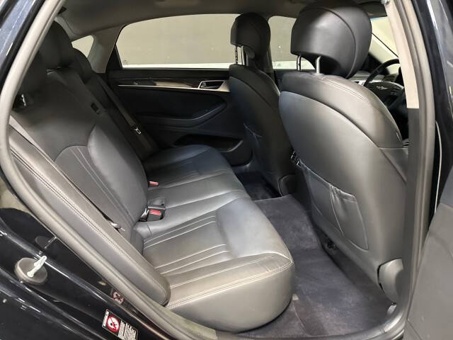 2020 Genesis G80