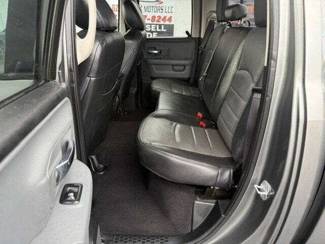 Gray 2013 Ram 1500 SLT 4x2 SLT 4dr Quad Cab 6.3 ft. SB Pickup 13