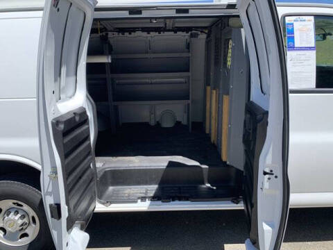 2024 Chevrolet Express 2500