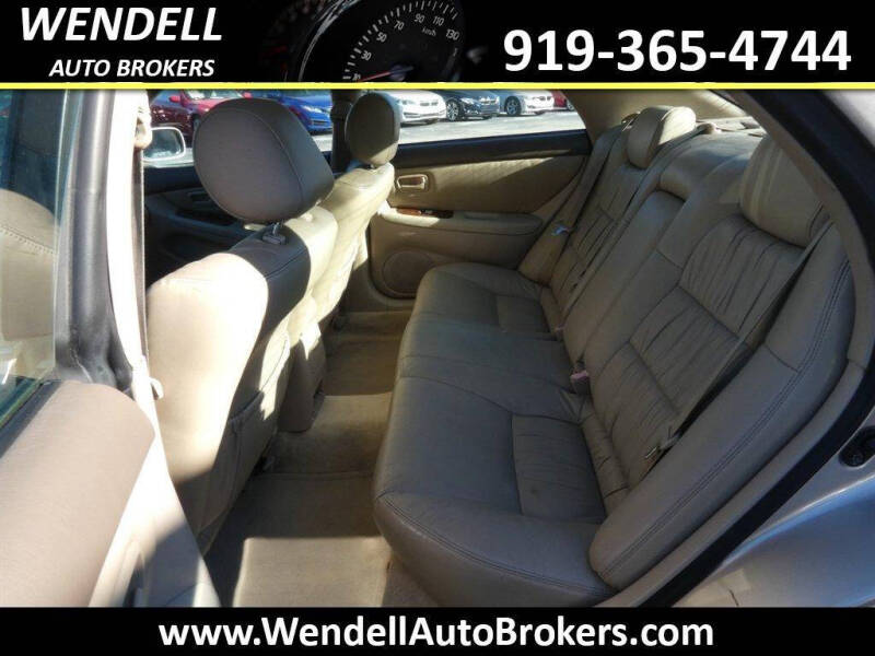 2001 Lexus ES 300