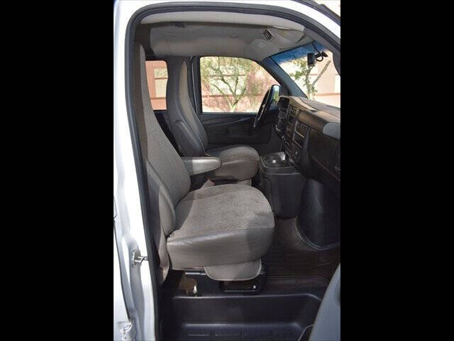 2015 Chevrolet Express LT 2500