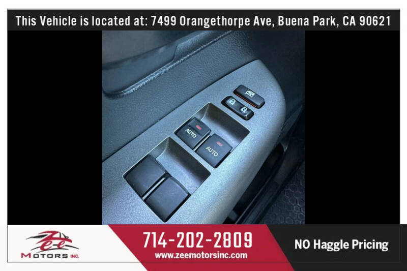 2017 Toyota Sequoia SR5