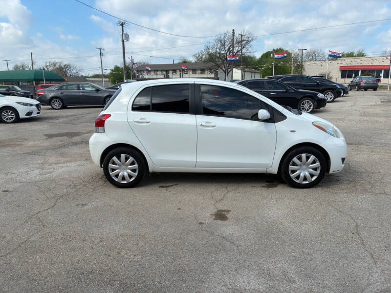 2011 Toyota Yaris