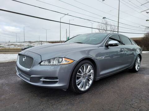 2013 Jaguar XJL for sale at Luxury Imports Auto Sales and Service in Rolling Meadows IL