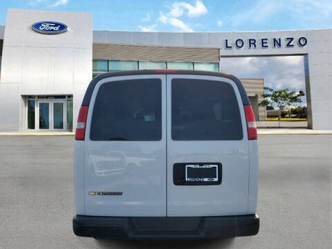 2023 Chevrolet Express LS 3500