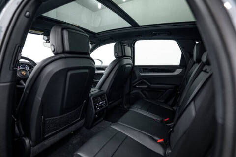 2025 Porsche Cayenne
