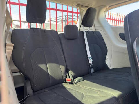 2018 Chrysler Pacifica L