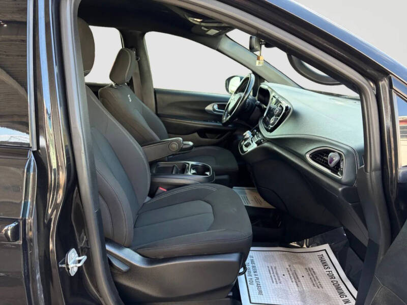 2021 Chrysler Pacifica Touring