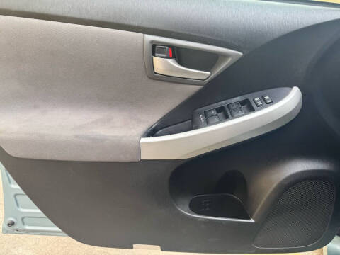 2015 Toyota Prius Two