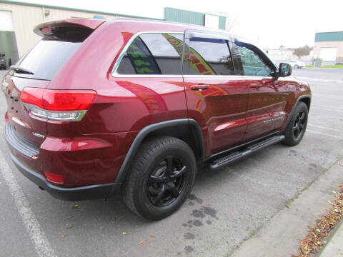 2017 Jeep Grand Cherokee Laredo