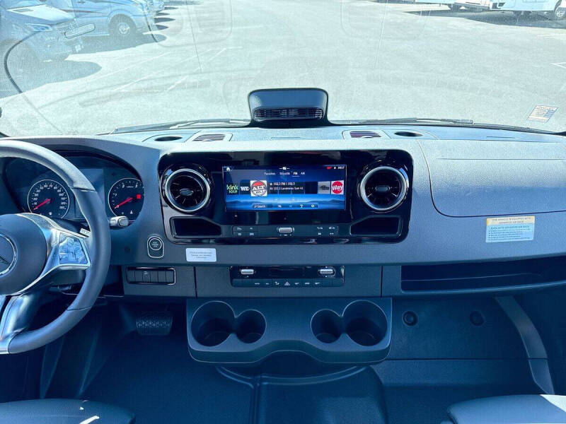 2026 Mercedes-Benz Sprinter