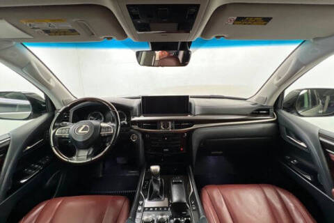 2017 Lexus LX 570