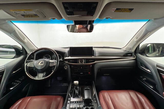 2017 Lexus LX 570
