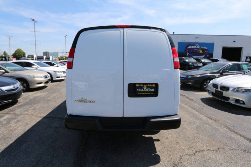 2021 Chevrolet Express 2500