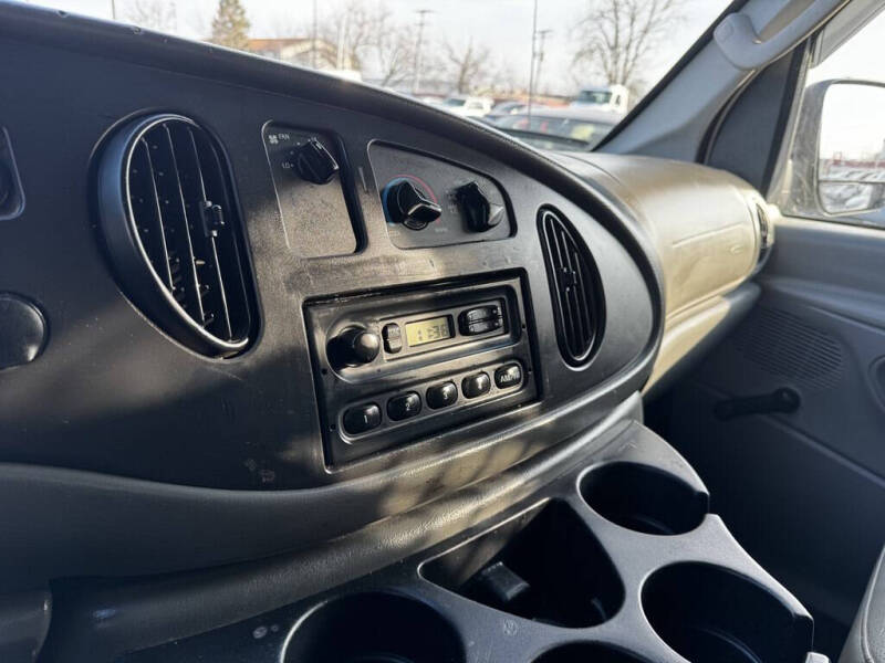 2008 Ford E-Series E-250