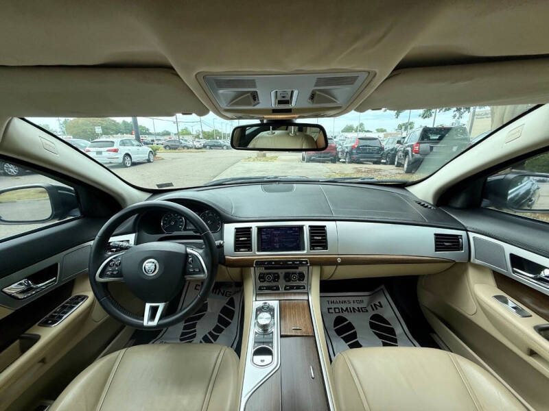 2013 Jaguar XF 3.0