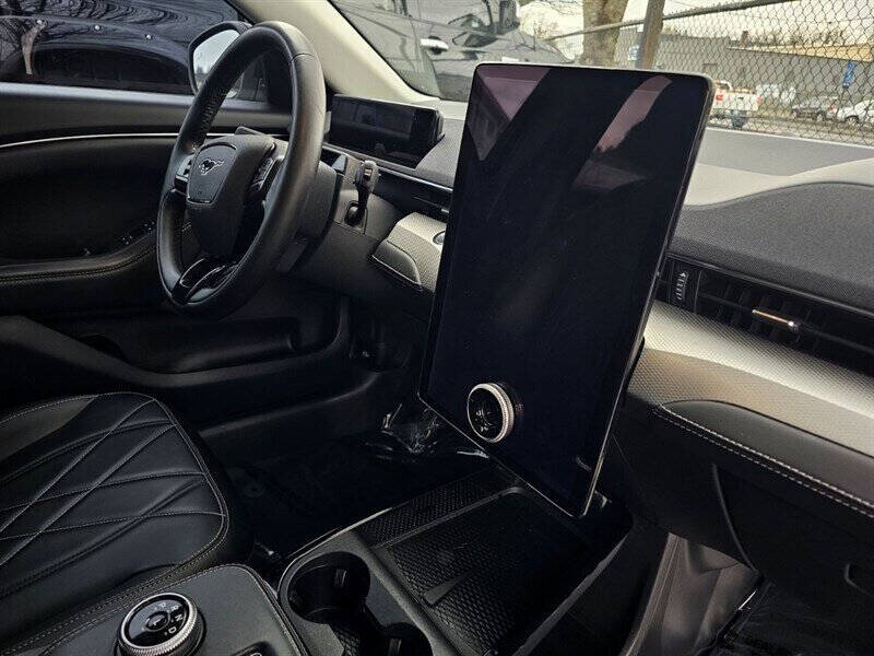 2023 Ford Mustang Mach-E Select