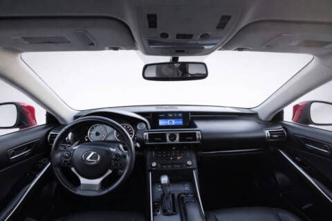 2016 Lexus IS 300