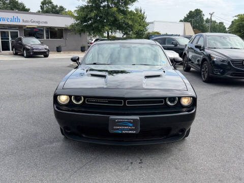 2015 Dodge Challenger SXT