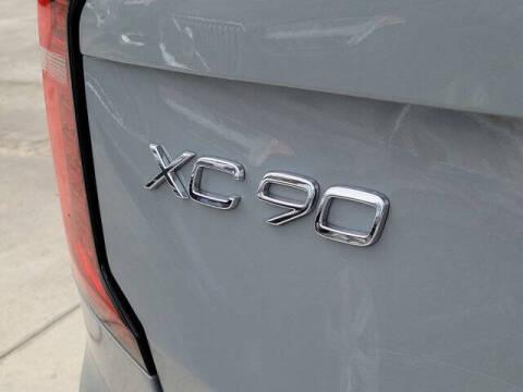 2025 Volvo XC90 B6 Ultra Bright Theme 7P