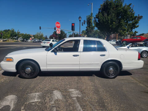 2003 Ford Crown Victoria for sale at Coast Auto Sales in Buellton CA