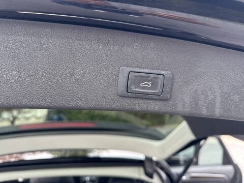 2016 Audi Q5 2.0T quattro Premium Plus