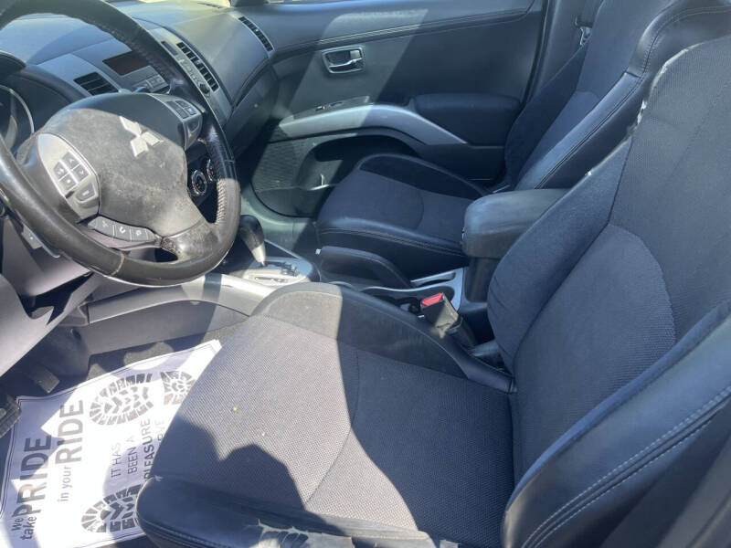 2013 Mitsubishi Outlander SE