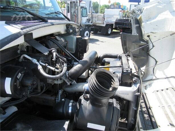 2004 Sterling Acterra