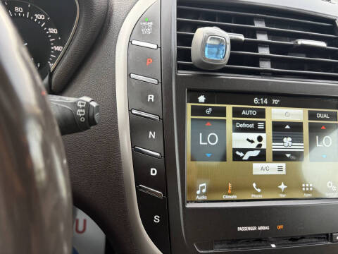 2016 Lincoln MKC Select