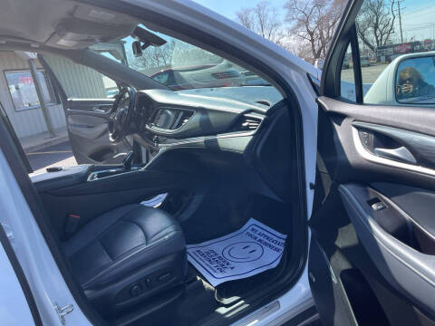 2020 Buick Enclave Essence