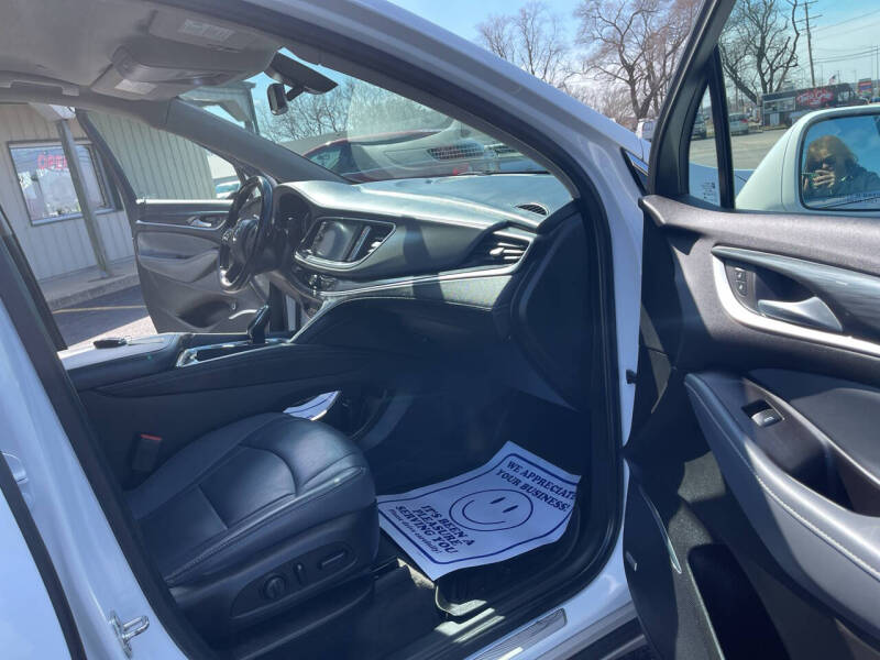 2020 Buick Enclave Essence