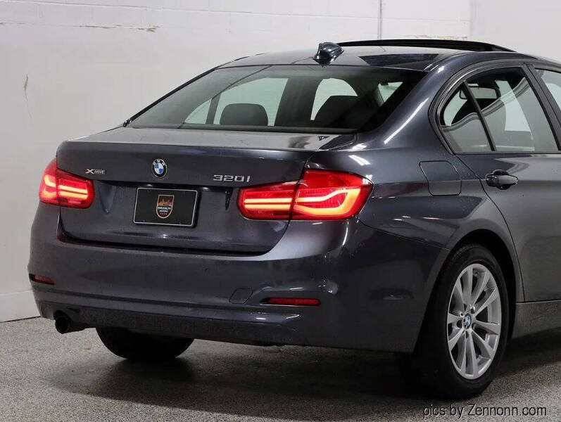 2017 BMW 3 Series 320i xDrive