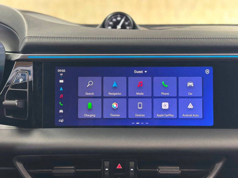 2024 Porsche Macan 4 Electric