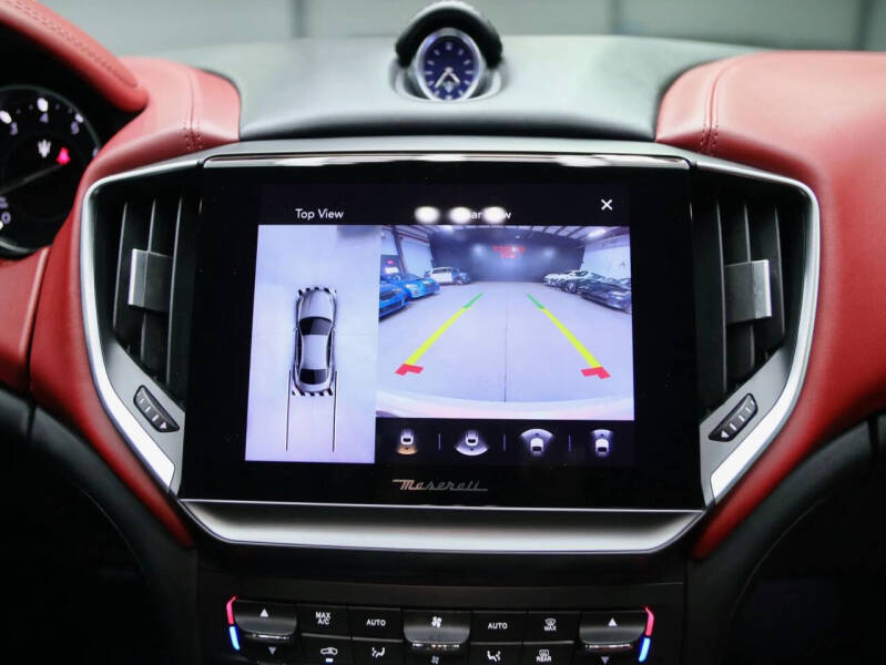 2021 Maserati Ghibli GranLusso