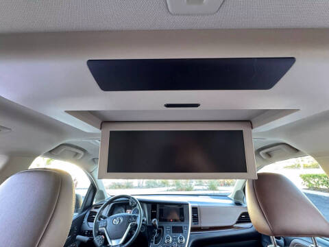 2017 Toyota Sienna