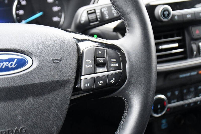 2022 Ford Escape Hybrid SEL