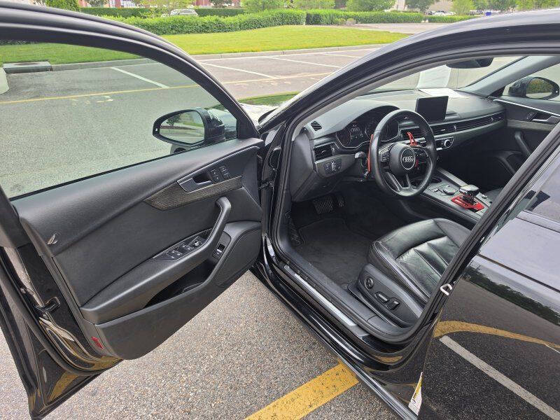 2019 Audi A4 Titanium 40 TFSI